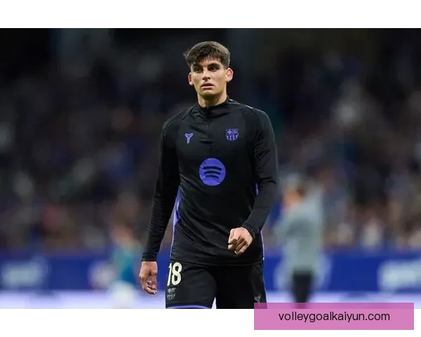 哈维·西蒙斯在巴萨青训阶段表现优秀，备受关注的潜力球员